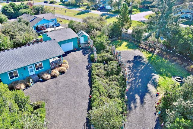 470 Puppis Court SW, Ocean Shores, WA 98569