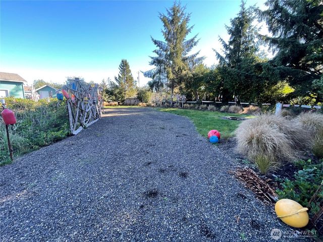 470 Puppis Court SW, Ocean Shores, WA 98569