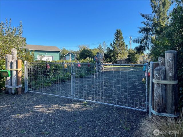 470 Puppis Court SW, Ocean Shores, WA 98569