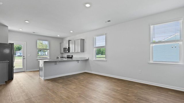 1064 Refuge Way, Summerton, SC 29148