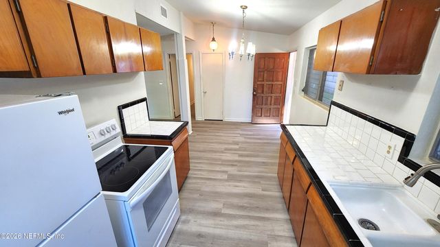 5532 KEYSTONE Drive S, Jacksonville, FL 32207