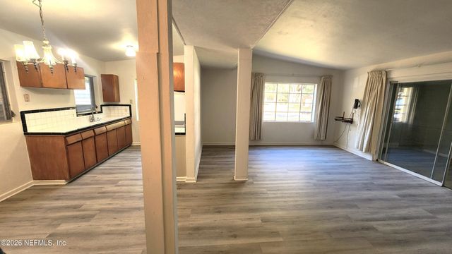 5532 KEYSTONE Drive S, Jacksonville, FL 32207