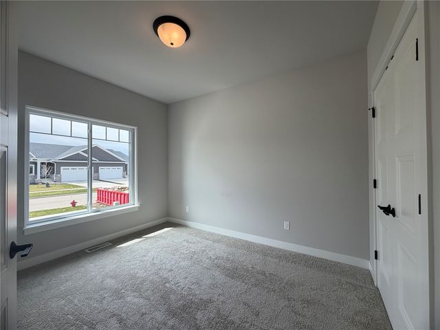 1270 Berkshire Lane, North Liberty, IA 52317