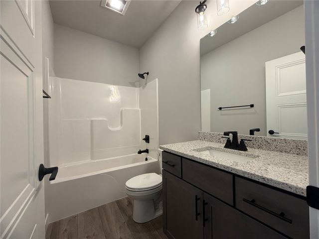 1270 Berkshire Lane, North Liberty, IA 52317