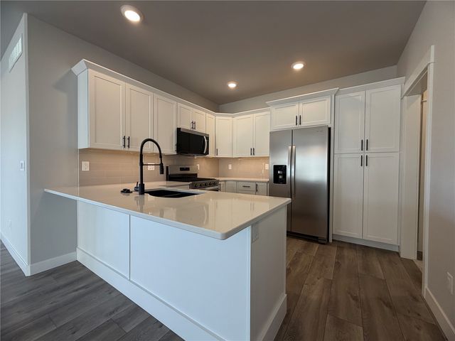 1270 Berkshire Lane, North Liberty, IA 52317
