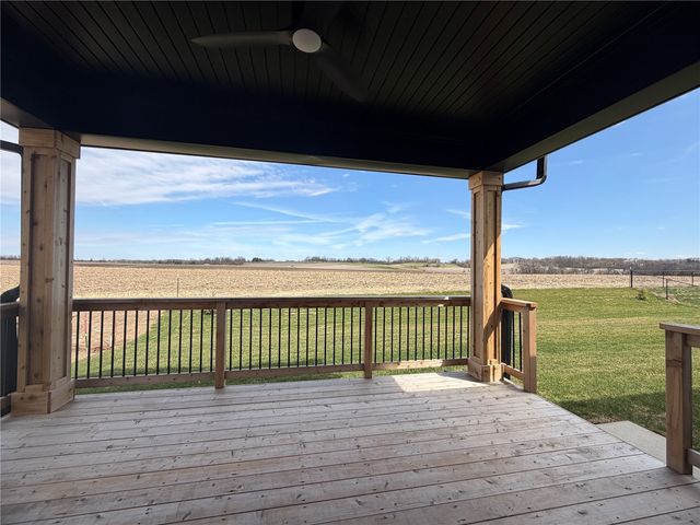 1270 Berkshire Lane, North Liberty, IA 52317