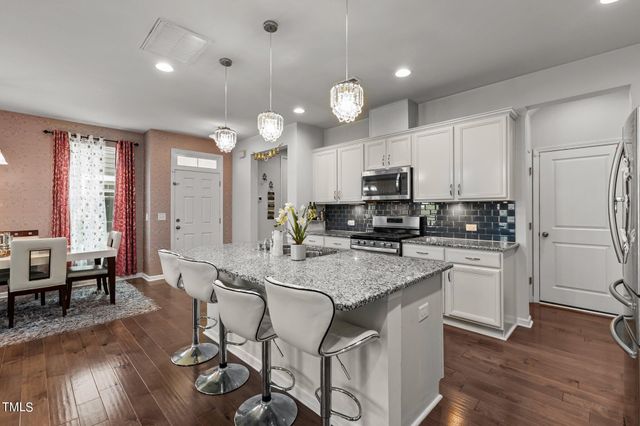 842 Salem Pointe Place, Apex, NC 27523