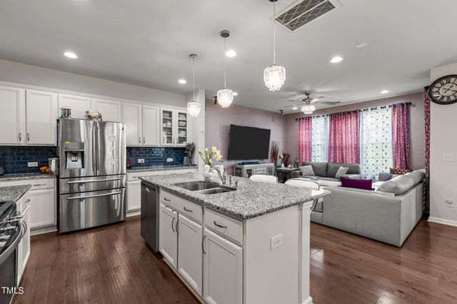 842 Salem Pointe Place, Apex, NC 27523