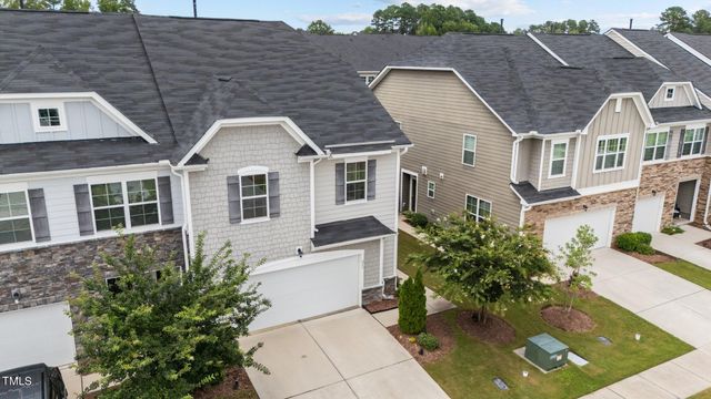 842 Salem Pointe Place, Apex, NC 27523