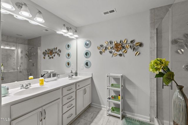 842 Salem Pointe Place, Apex, NC 27523