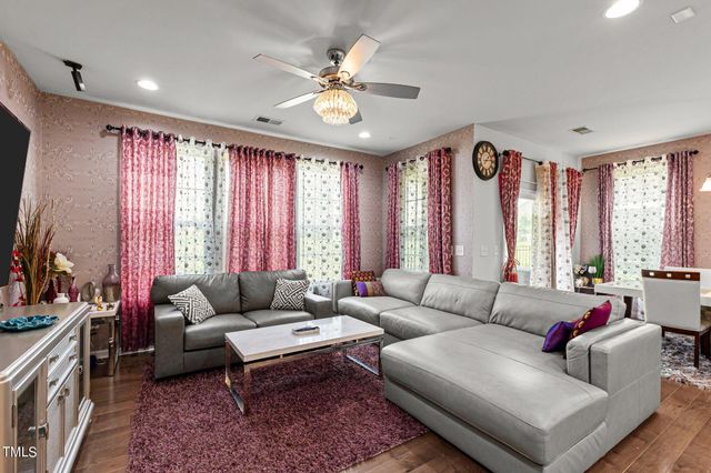 842 Salem Pointe Place, Apex, NC 27523