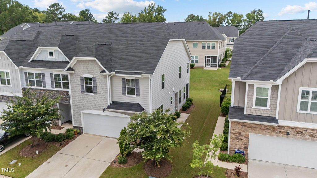 842 Salem Pointe Place, Apex, NC 27523