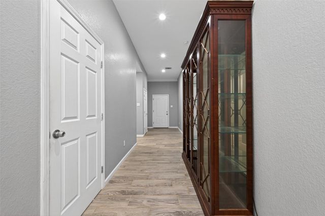 25106 Morgan Cemetery Road, Cleveland, TX 77328