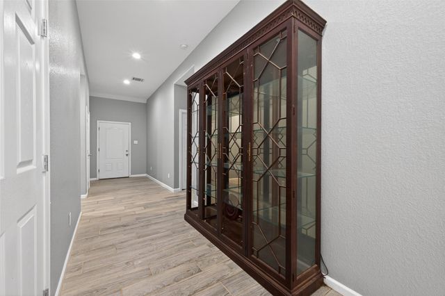 25106 Morgan Cemetery Road, Cleveland, TX 77328