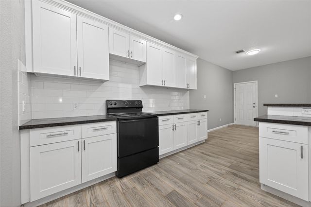 25106 Morgan Cemetery Road, Cleveland, TX 77328