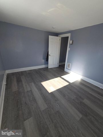 1085 NIAGARA RD, Camden, NJ 08104