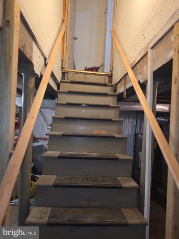 1085 NIAGARA RD, Camden, NJ 08104