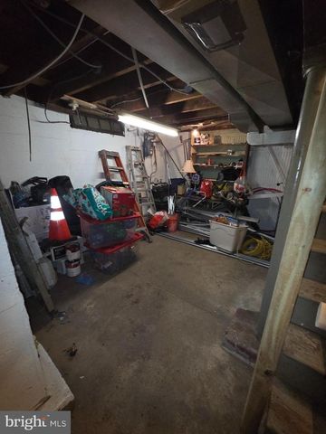 1085 NIAGARA RD, Camden, NJ 08104