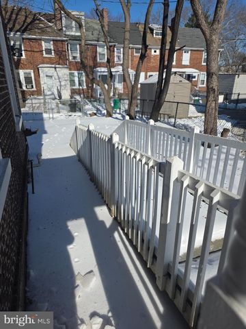 1085 NIAGARA RD, Camden, NJ 08104