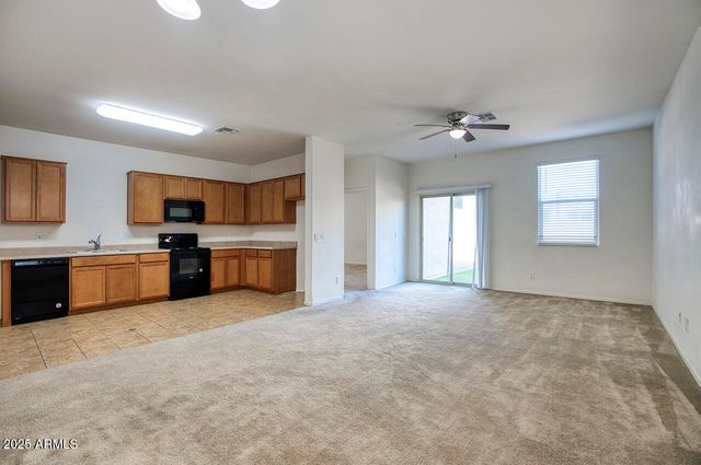 7180 W GOLDEN Lane, Peoria, AZ 85345