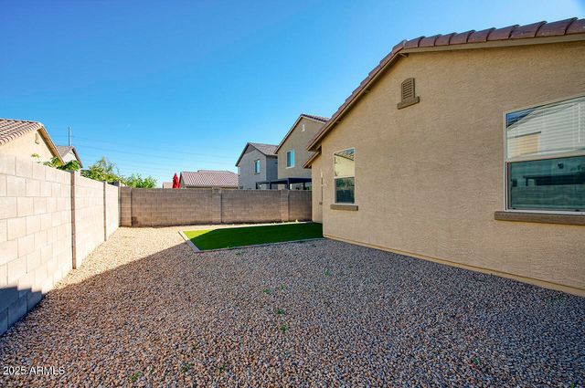 7180 W GOLDEN Lane, Peoria, AZ 85345