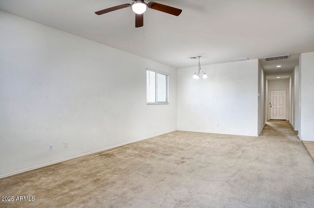 7180 W GOLDEN Lane, Peoria, AZ 85345