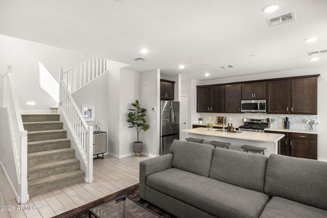9353 E SEBRING Avenue, Mesa, AZ 85212
