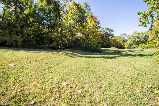 6040 S High School Road, Indianapolis, IN 46221