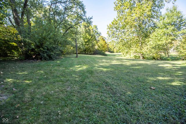 6040 S High School Road, Indianapolis, IN 46221