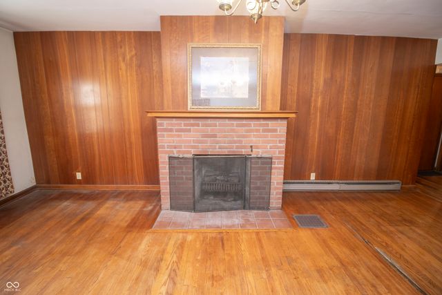 6040 S High School Road, Indianapolis, IN 46221