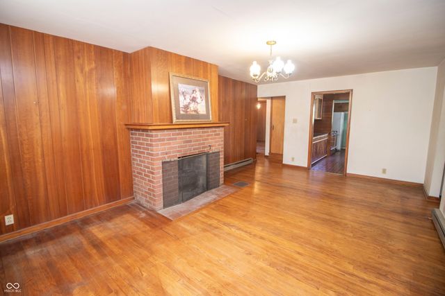 6040 S High School Road, Indianapolis, IN 46221