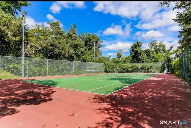 198 Carriage Crossing Lane 198, Middletown, CT 06457