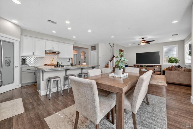 4273 Carnegie Ct, Fairfield, CA 94534