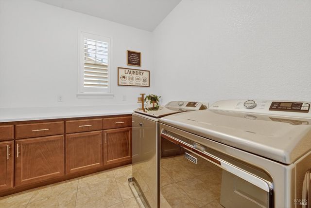 4273 Carnegie Ct, Fairfield, CA 94534