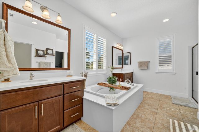 4273 Carnegie Ct, Fairfield, CA 94534