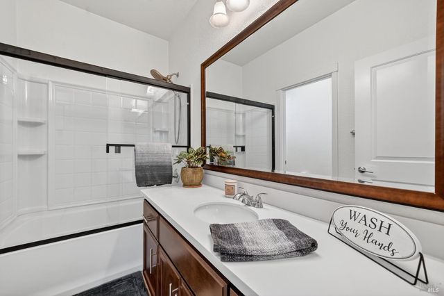 4273 Carnegie Ct, Fairfield, CA 94534