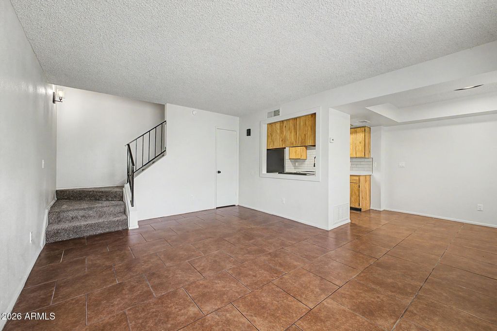 4733 W BETHANY HEIGHTS Drive, Glendale, AZ 85301 — photo 3