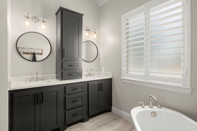 1211 Wealden Forest Drive, Spring, TX 77379