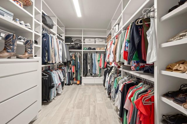 1211 Wealden Forest Drive, Spring, TX 77379