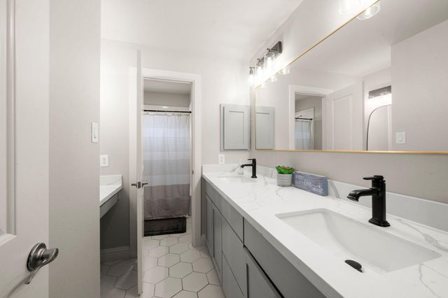 1211 Wealden Forest Drive, Spring, TX 77379