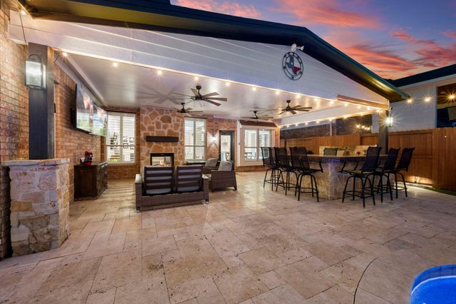 1211 Wealden Forest Drive, Spring, TX 77379