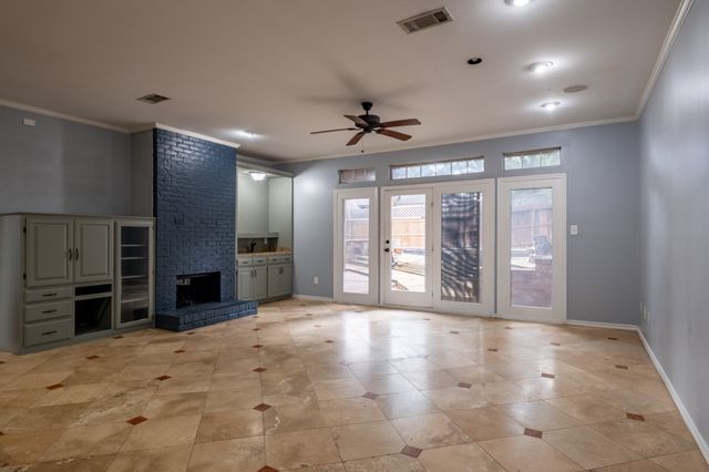 1502 Mission Hills Lane, Corinth, TX 76210