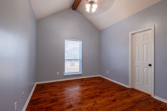 1502 Mission Hills Lane, Corinth, TX 76210