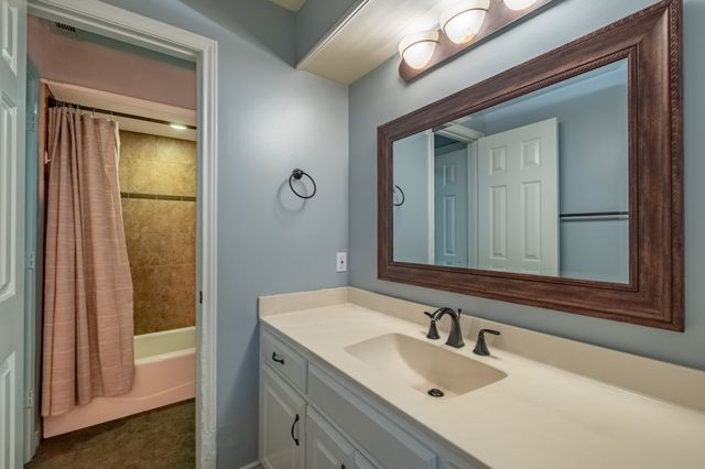 1502 Mission Hills Lane, Corinth, TX 76210