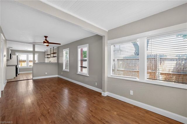 3250 Prescott ST N, St. Petersburg, FL 33713