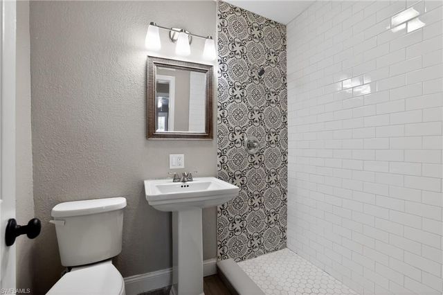 3250 Prescott ST N, St. Petersburg, FL 33713