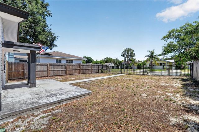 3250 Prescott ST N, St. Petersburg, FL 33713