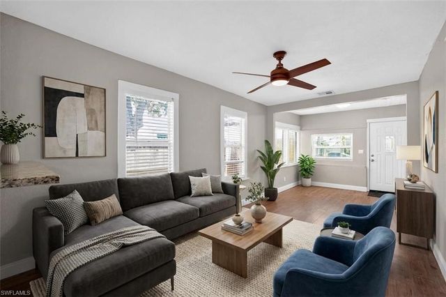 3250 Prescott ST N, St. Petersburg, FL 33713