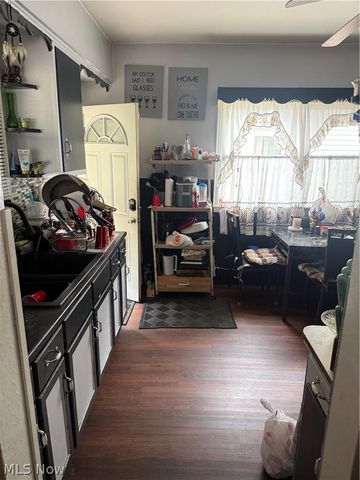 920 E 73rd Street, Cleveland, OH 44103