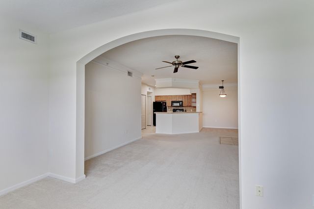 9303 W Myrtlewood Cir Circle W, Palm Beach Gardens, FL 33418